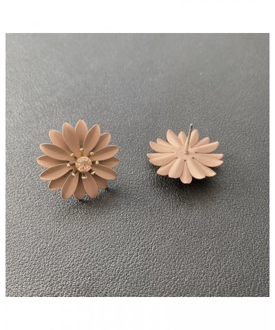 Chic Cute Boho Matte Flower Statement Stud Earrings with Gold Flower Bud for Women Sister Mom Lover and Friends Brown Daisy F...