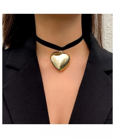 Velvet Choker Necklace, Heart-shaped Pendant Necklace Jewelry Gift for Women Girls Gold $6.59 Necklaces