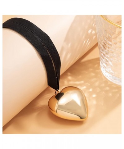 Velvet Choker Necklace, Heart-shaped Pendant Necklace Jewelry Gift for Women Girls Gold $6.59 Necklaces